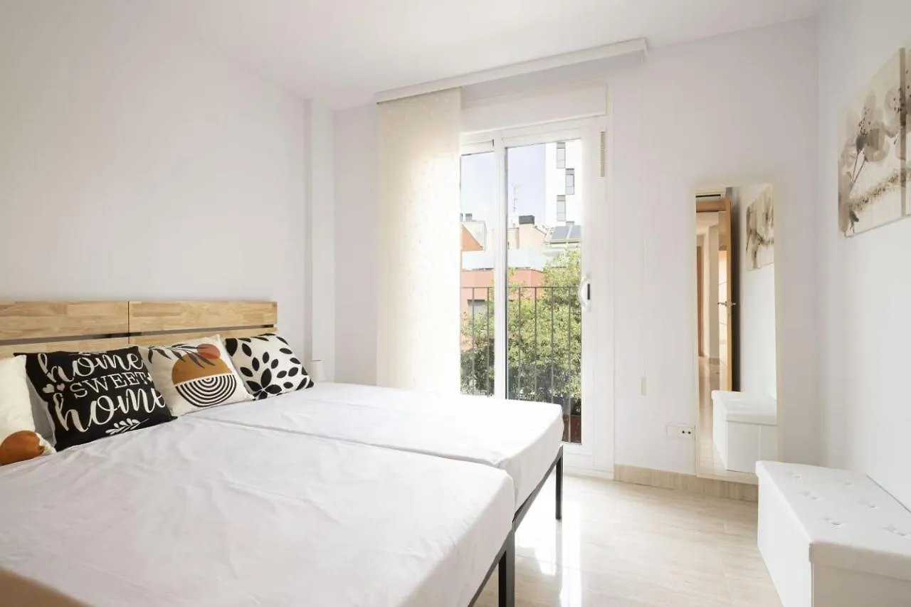 Holiday home Centric Apartment Gran Via Fira Montjuic L'Hospitalet de Llobregat